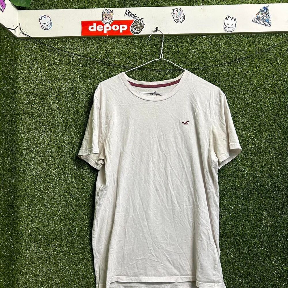 Hollister-co Men's White and Cream T-shirt